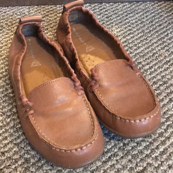 Hush Puppies Leather Loafers 👞 EUC